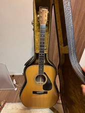 Yamaha FG 300D
