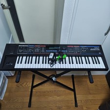 Roland Juno-Di Sintetizzatore