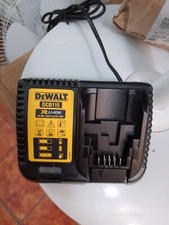 DEWALT DCD710D2-QW 10,8V caricaBatterie per Trapano nuovo