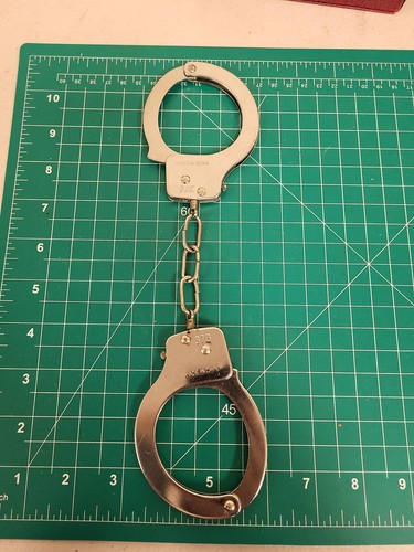 Manette polizia metallo stile