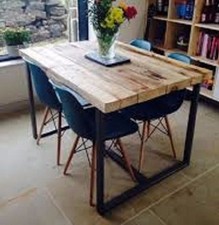 Tavolo vintage in legno