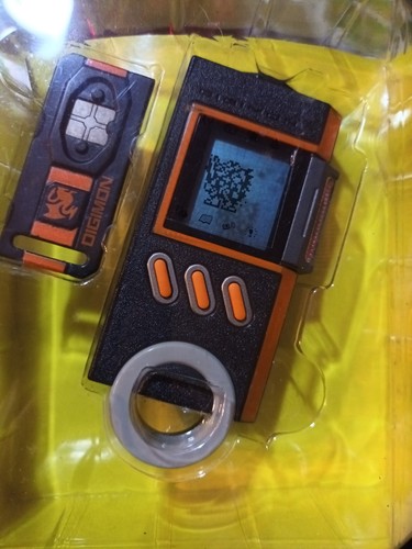 Vintage 2008 digimon digivice - vintage,