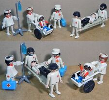 PLAYMOBIL SYSTEM: 5 INFERMIERI con 2 MALATI con ATTREZZI VARI - COME DA FOTO