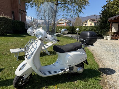 Vendesi vespa piaggio - lx, 150