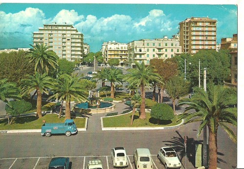 Ladispoli piazza vittoria - piazza,