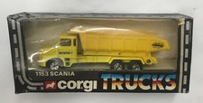 Camion con cassone ribaltabile
