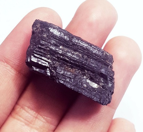 Gemma naturale tormalina nera - tormalina,