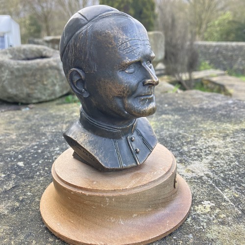 Solid bronze bust - 2.5, kg
