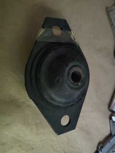 Tassello supporto motore - tassello,