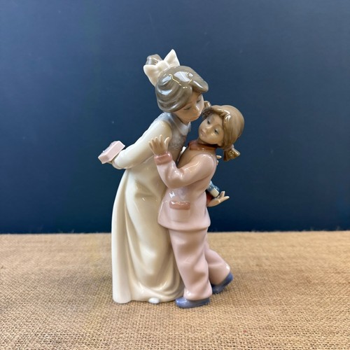 Figurina porcellana vintage - figurina,