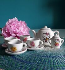 "SMOBY" "Hello Kitty", set tazzine per bambole, modello 2009, porcellana bianca.
