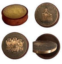 Medaglia Museo d'arte russa antica Andrei Rublev La Santa Trinità in scatola