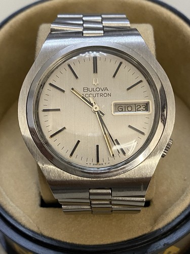 Bulova accutron 218 - accutron,