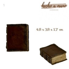 Libro miniatura cuero