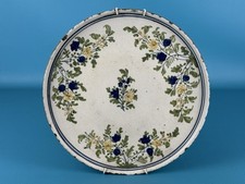 Antico Piatto In Maiolica Del XVIII Sec. Dipinto A Mano Con Figure Floreali