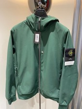 STONE ISLAND SOFT SHELL-R e