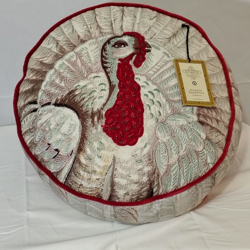 Cuscino nuovo con etichette