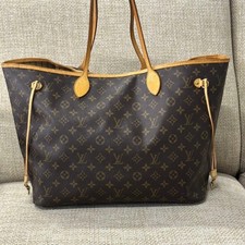 LOUIS VUITTON Monogram