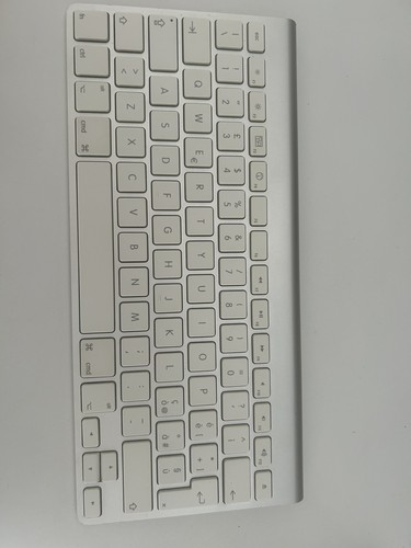 Apple keyboard tastiera - apple,