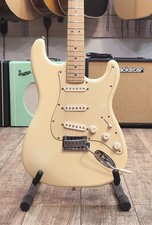 FENDER AMERICAN STANDARD