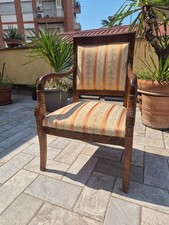 Poltroncina in legno