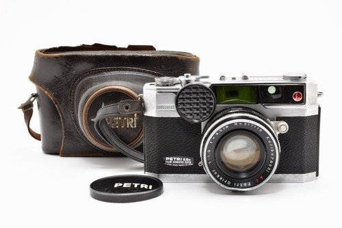 Petri color f1 - 4,5, f1,9