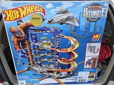 Hot Wheels Super Ultimate