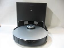 Robot aspirapolvere e scopa