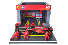 Set Pit Stop F1 - Ferrari Charles Leclerc SF-24 Scala 1:43 Burago