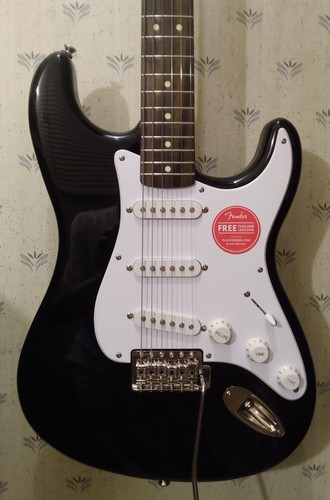 Squier stratocaster by - squier, "stratocaster"