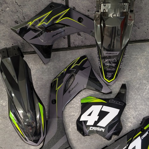 Plastiche grafica kawasaki - +,
