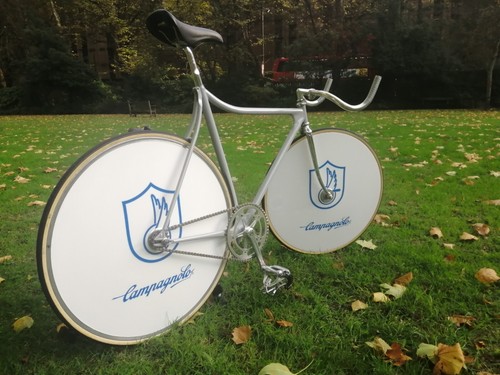 Bicicletta track pursuit - bicicletta, feat