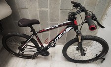 Mountain bike mtb muscolare - mountain,