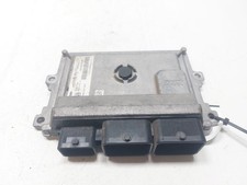 9805895780 CENTRALINA MOTORE ECU CITROEN C3 (A51) 1.0 B 12V MAN 5M 68CV 2014 5P 