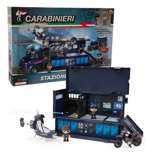 Carabinieri camion stazione - camion,