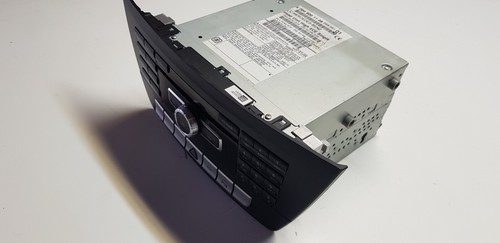 Mercedes w204 headunit command - mercedes,