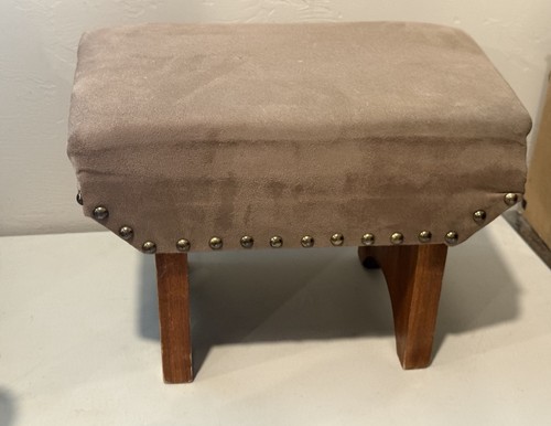 Pouf vintage scamosciato