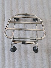 VESPA GTS HPE, PORTAPACCHI ANTERIORE, CROMATO, IN OTTIME CONDIZIONI.