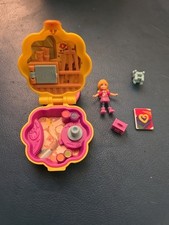 Polly Pocket Cofanetto Stella 1, Playset con Bambola e Accessori