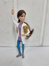 McDonald's 2019 Barbie Veterinaria Mattel