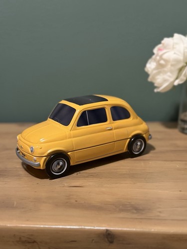 Latta auto gialla fiat - gialla,
