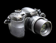 Finepix S2950 14mp 18x zoom