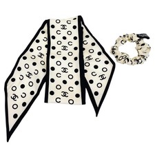 CHANEL Sciarpa di Seta