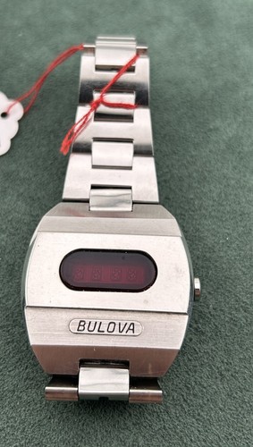 Bulova accuquartz red - led, anni