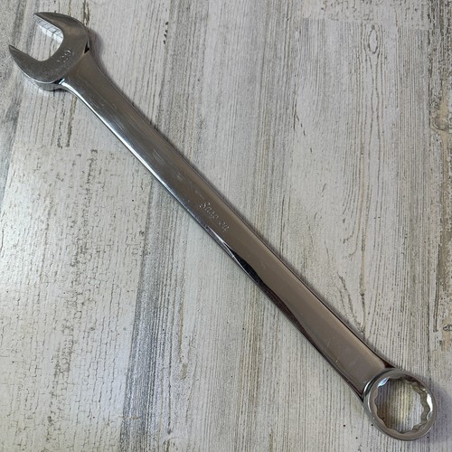Underlined snap oexm290 - on,