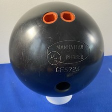 Palla da bowling in gomma nera