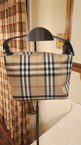 Burberry nova check pouch - nova,