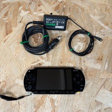 SONY PLAYSTATION PORTABLE PSP-1004 + CARICATORE SONY PSP-104 TESTED