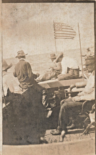 Vintage rppc uomo - su, barca