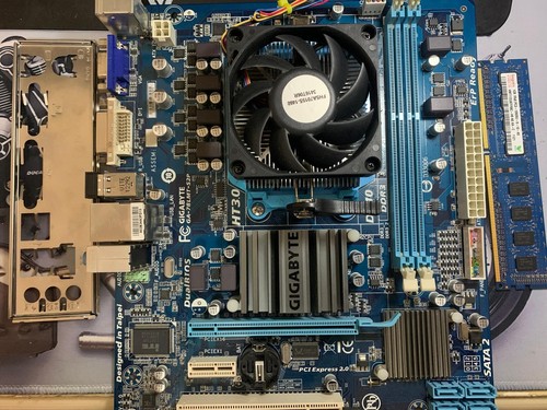 Scheda madre gigabyte amd - scheda,